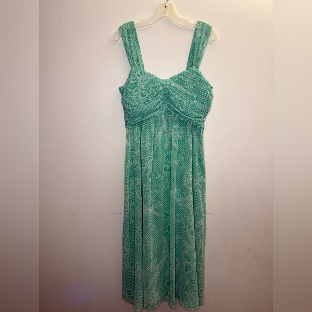 White House Black Market Green Sleeveless Pleated Bust Midi Dress